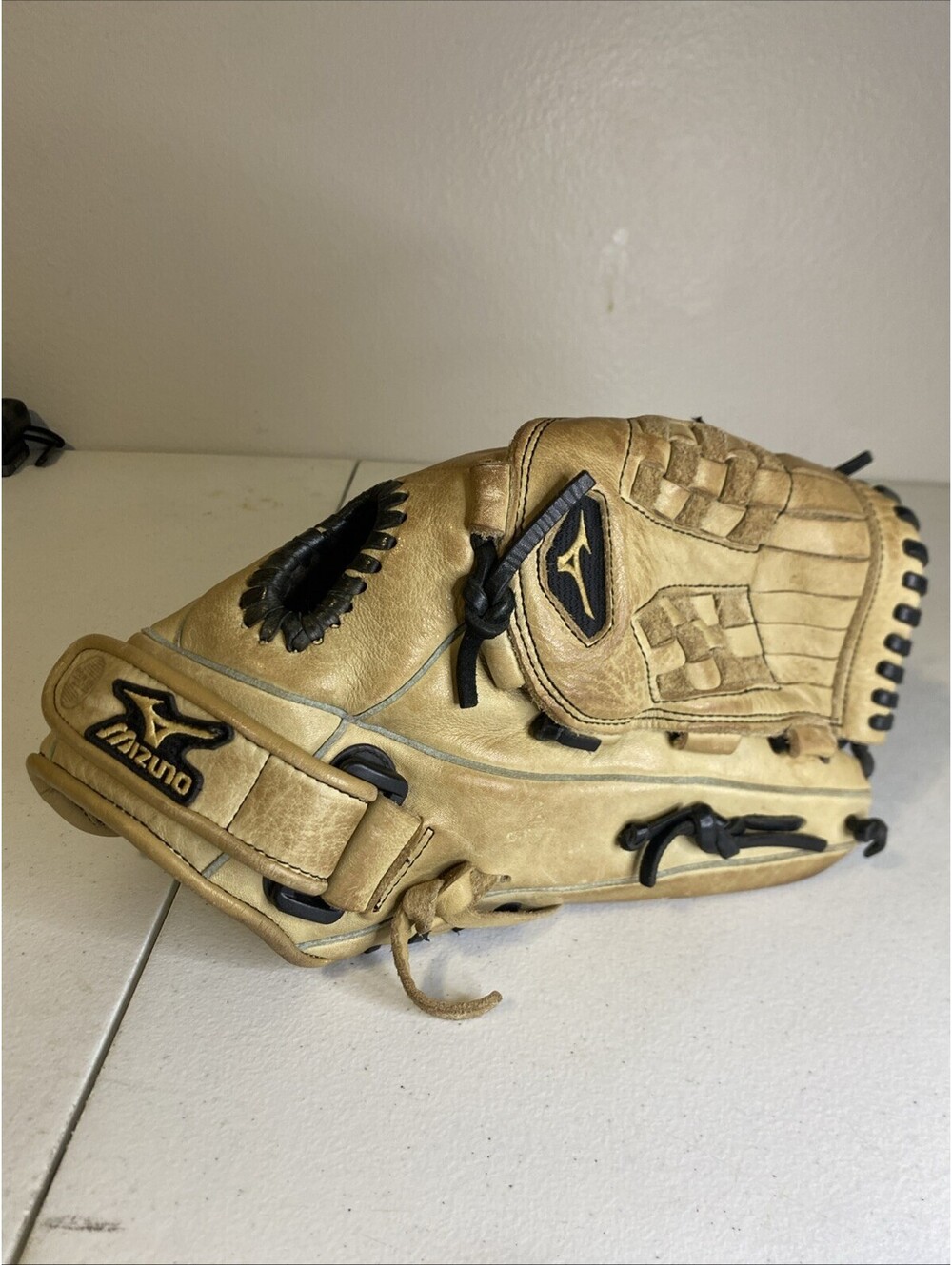 Mizuno GPL 1207TG Prospect Power Close 12.5" Baseball Glove Left Handed